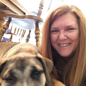 Meet your Posher, Candace